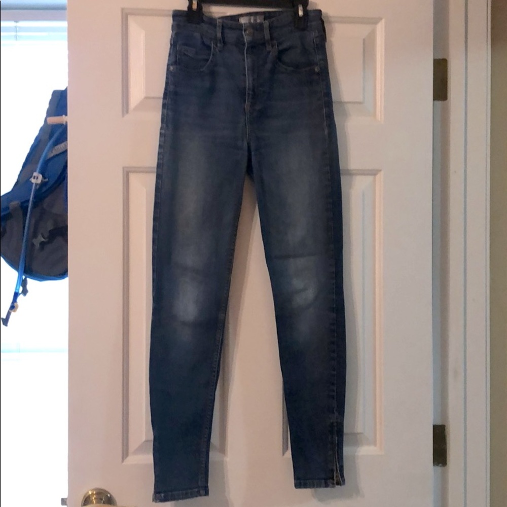 High Waisted Guess Jeans